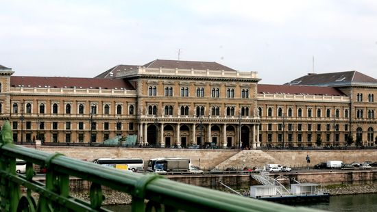 Júliustól alapítványi fenntartásba kerül a Budapesti Corvinus Egyetem