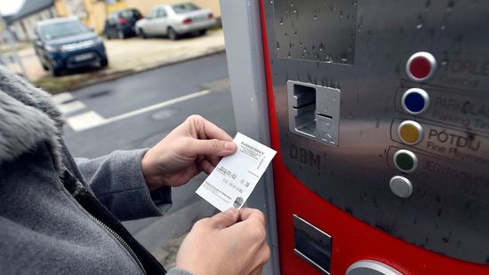 Tarlós István: A nyereséges parkolás a kerületi önkormányzatokon múlik