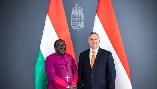 Orbán Viktor nigériai keresztény vezetőkkel tárgyalt