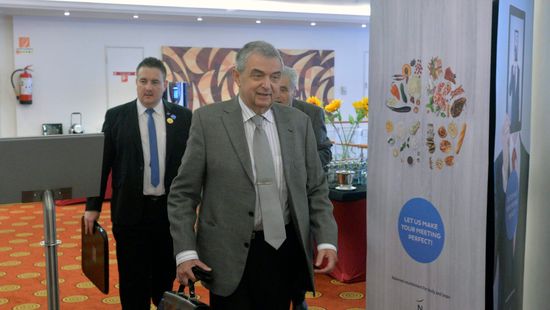 Megágyazott balos bukás