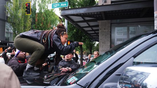 Tüntetések Seattle-ben: összecsapások, erőszak, gyújtogatás