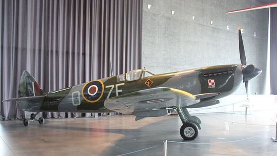Spitfire érkezik a RepTár Szolnoki Repülőmúzeumba