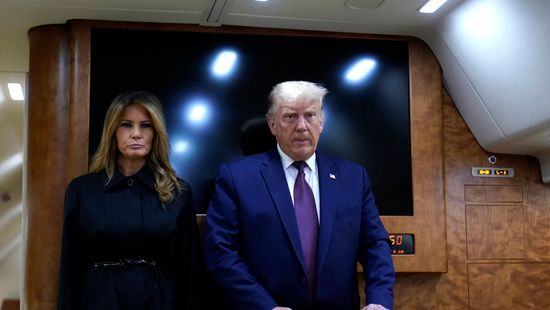 Mark Meadows: Donald Trump és felesége jól vannak