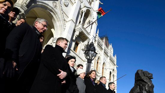 Fidesz: Szégyen, amit a baloldal ebben az évben művelt