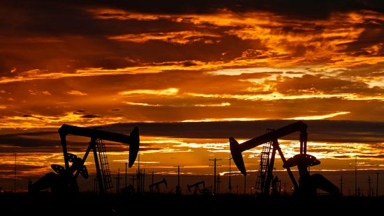 Nyugodt évet vár az olajpiac, enyhe optimizmussal