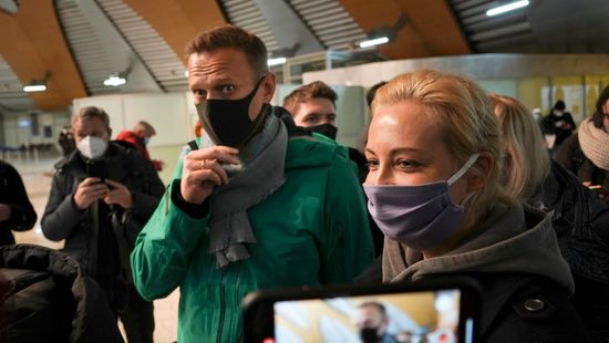 Hatalmas show lett Navalnij hazatérése