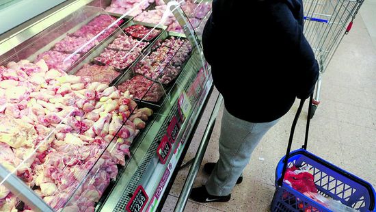 Soron kívül olthatják az élelmiszer-áruházak raktárosait