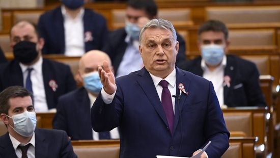 Orbán Viktor: Emberéletek elvesztéséért felelős a baloldal oltásellenes kampánya