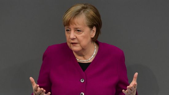 Elbocsátó üzenet Merkelnek