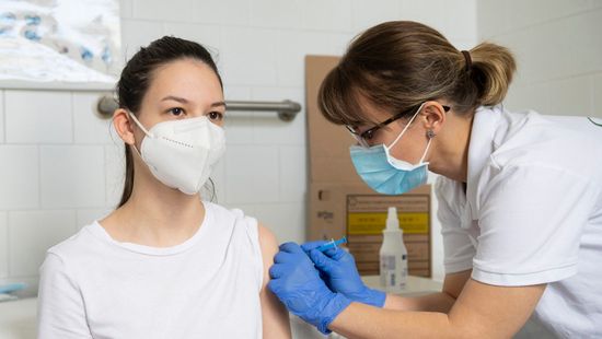 Több mint 4,3 millió magyar kapta már meg a vakcinát