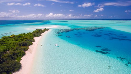 A Maldív-szigetek elárverezi 16 lakatlan szigeti bérleti jogát