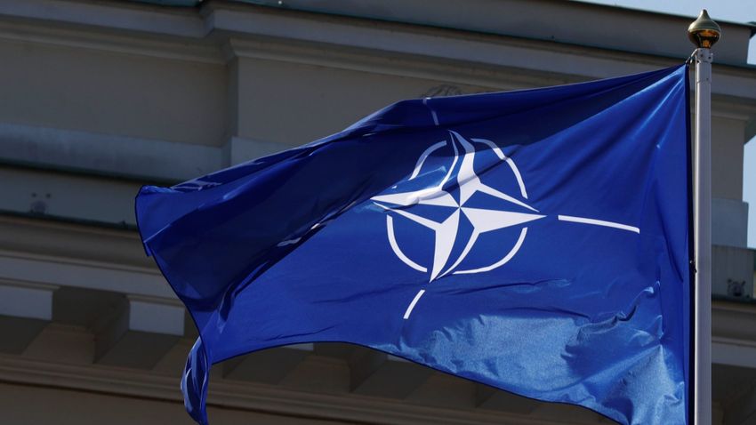 A védtelen Európa és a szereptévesztésben lévő NATO-hadsereg