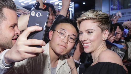 Plagizált Scarlett Johansson-interjút adott le a Nők Lapja hollywoodi riportere