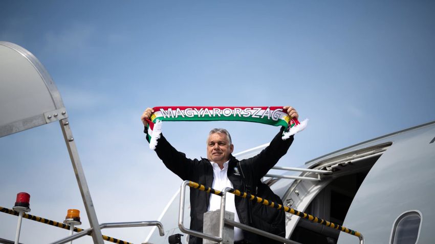 Orbán Viktor elindult a portói EU-csúcstalálkozóra
