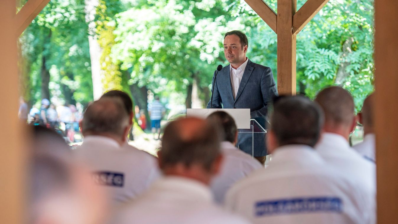 NYITRAI Zsolt Pter