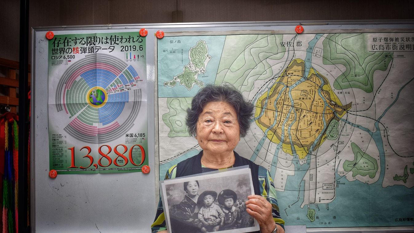 Hatakejama Hiroko, a hirosimai atombomba-támadás egyik túlélője a helyszínen mesél emlékeiről és családja szenvedéseiről