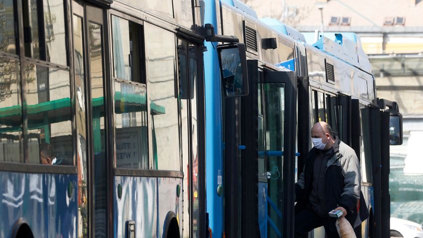 A buszmutyis cég hamisított irata ügyében nyomoz a rendőrség