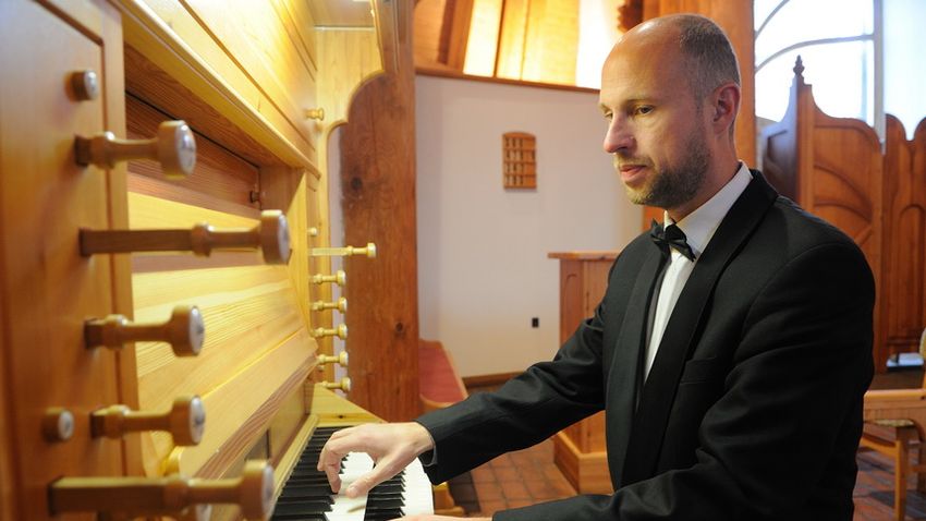 Hallgassa meg ezt a koncertet és mentsen meg egy erdélyi orgonát