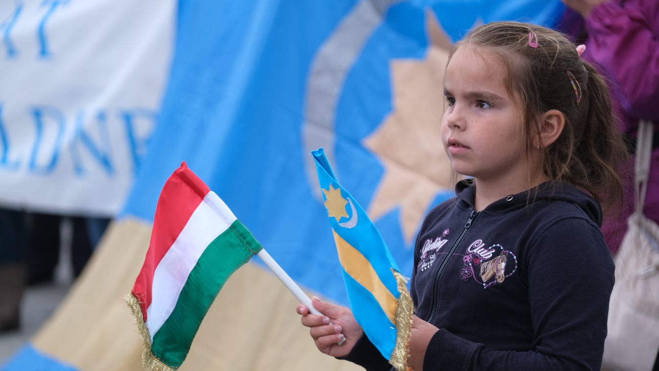 Az erdélyi magyar gyerekeknek meg kell tanulniuk románul