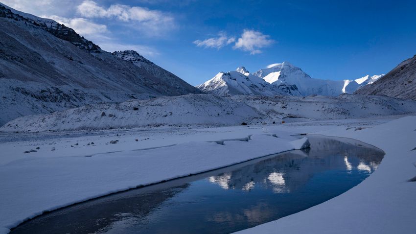 Megmérik a Mount Everestet: útnak indult a kínai expedíció