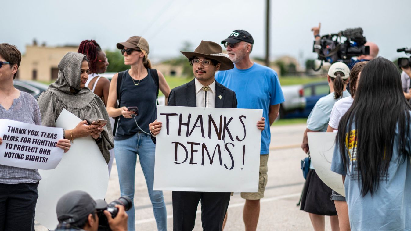 Democratic Legislators Flee Texas To Stop Votes In Current Special Session