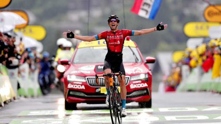 Rendőrségi razzia a Tour de France-on