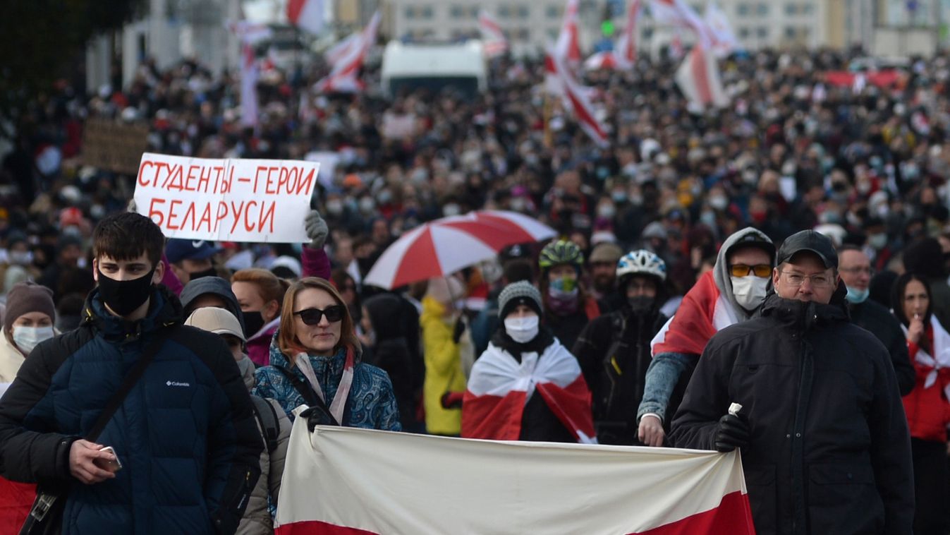 Protests against the presidential election results continue in Minsk