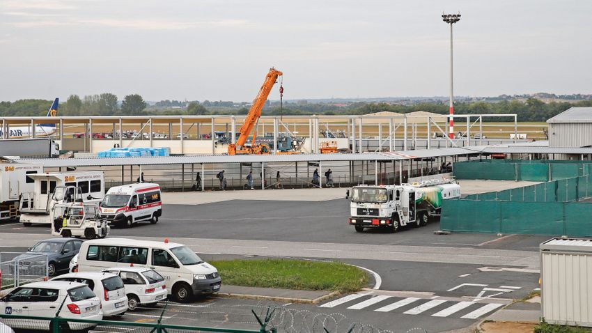 Új terminál készül Ferihegyen a fapadosok utasainak