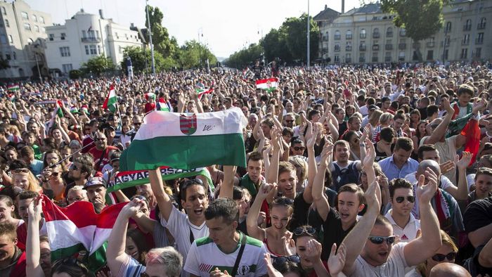 Fociválogatott hazaérk, Hősök tere, Foci EB, válogatott