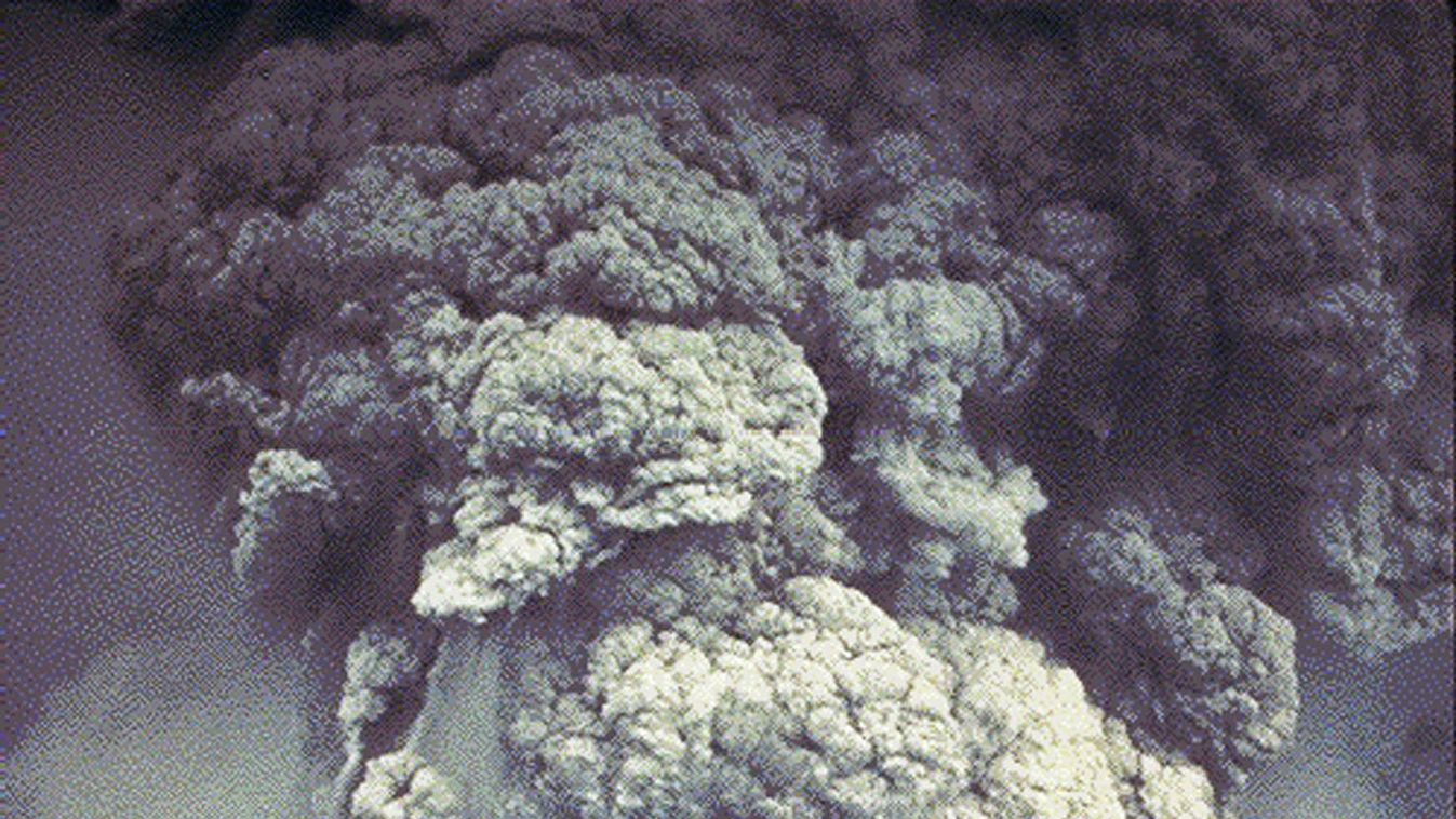 File photo showing massive eruption of Mount St. Helens in state of Washington in 1980.