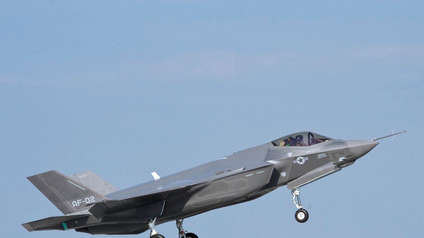US Air Force handout photo of a F-35 test flight in Fort Worth