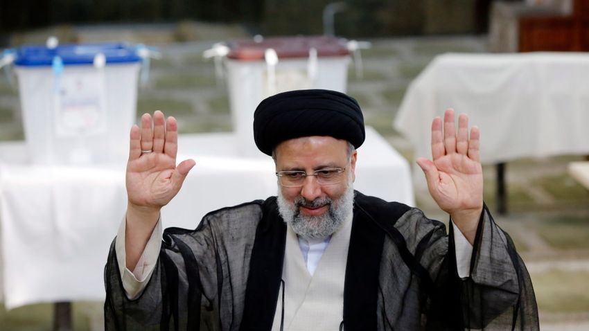 A keményvonalas Ebrahim Raiszi lehet az új iráni elnök