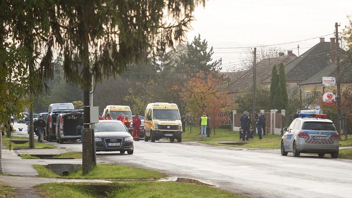 Rendõri készültség Bõnyben