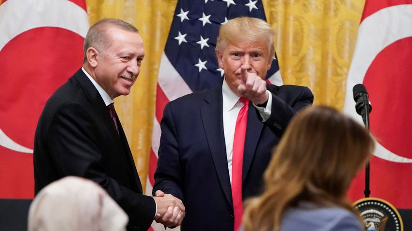 A török elnök nehezen tud együtt dolgozni Joe Bidennel
