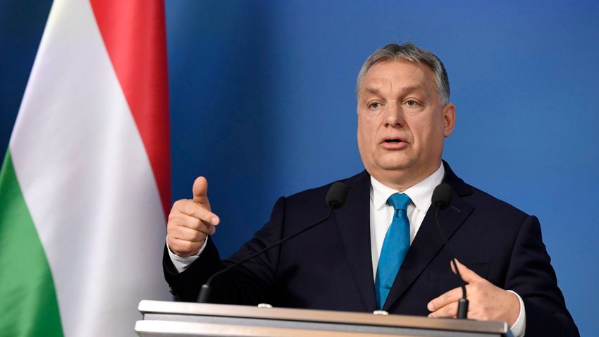 Orbán Viktor: Juncker úr a múlt, Weber úr a jövő