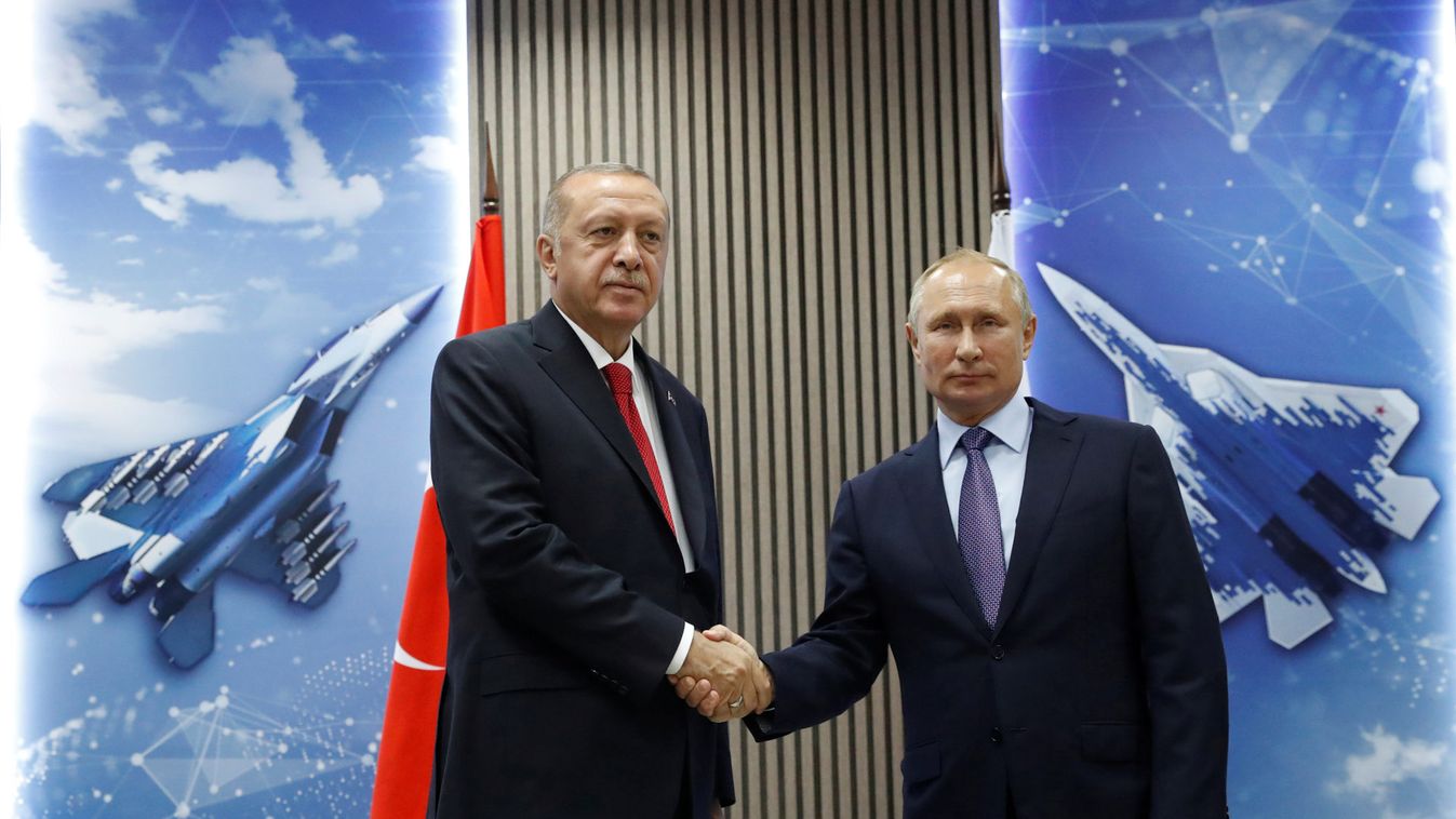 Turkish President Recep Tayyip Erdogan visits Moscow