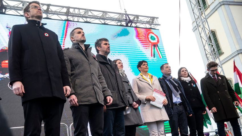 A Jobbik–DK-paktum a Momentumnak fájhat