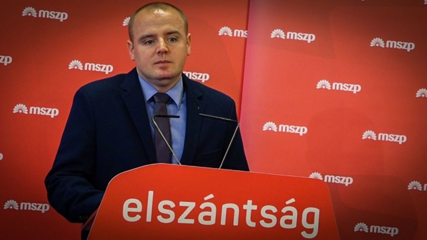 Az MSZP kérte a diplomata-útlevelet Legénynek