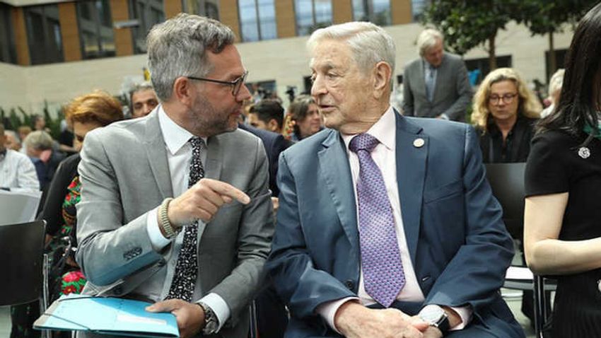 A német kormányban is teret hódított a meleglobbi 