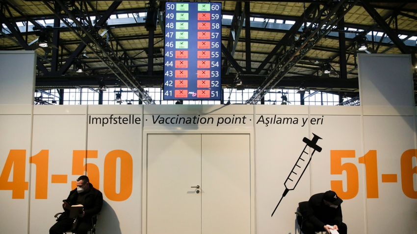 Rosszul halad a vakcinaelosztás az Európai Unióban