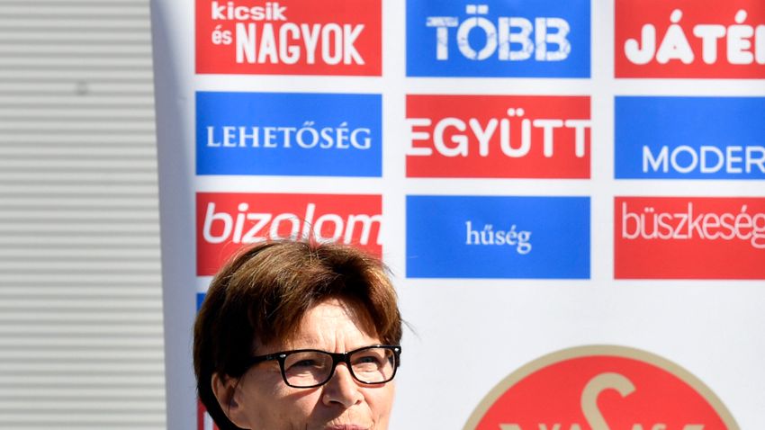 Sterbinszky Amália ma ünnepli a hetvenedik születésnapját