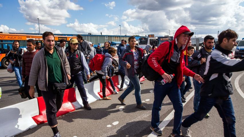 Könnyítenék a bevándorlók honosítását Németországban