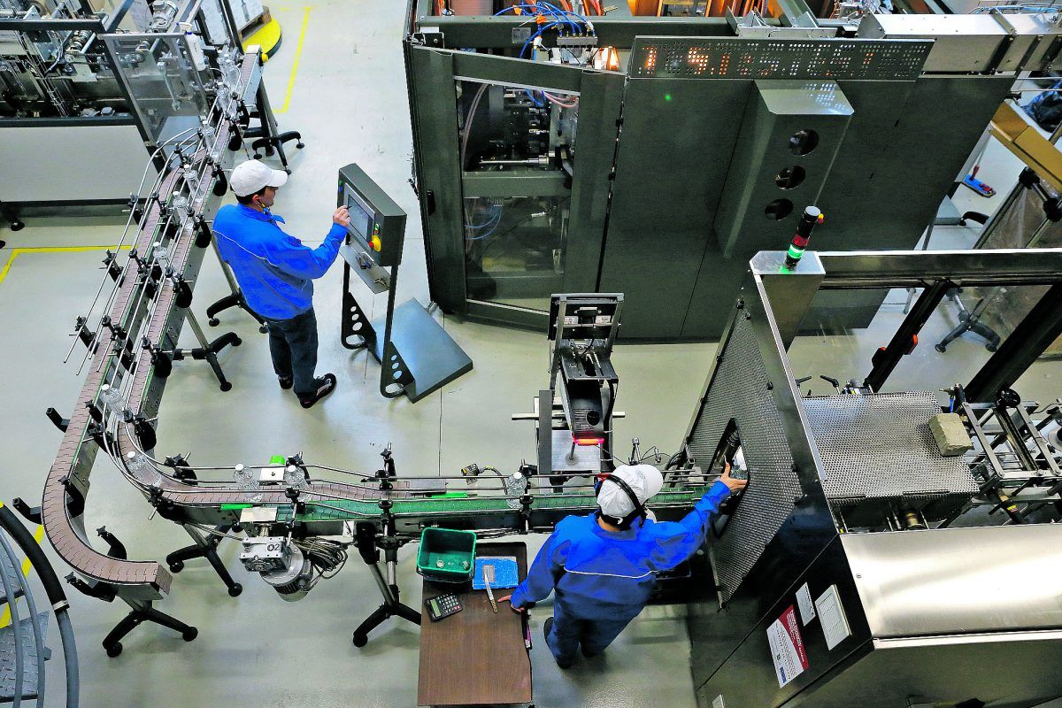 A kormányzat változatlanul elkötelezett egy, a béremeléseket lehetővé tevő bérmegállapodás mellett./Fotó: Havran Zoltán