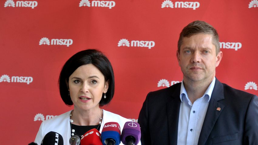 Tóth-Kunhalmi tandem vezetheti az MSZP-t, Hiller választmányi elnök, Harangozó frakcióvezető lehet