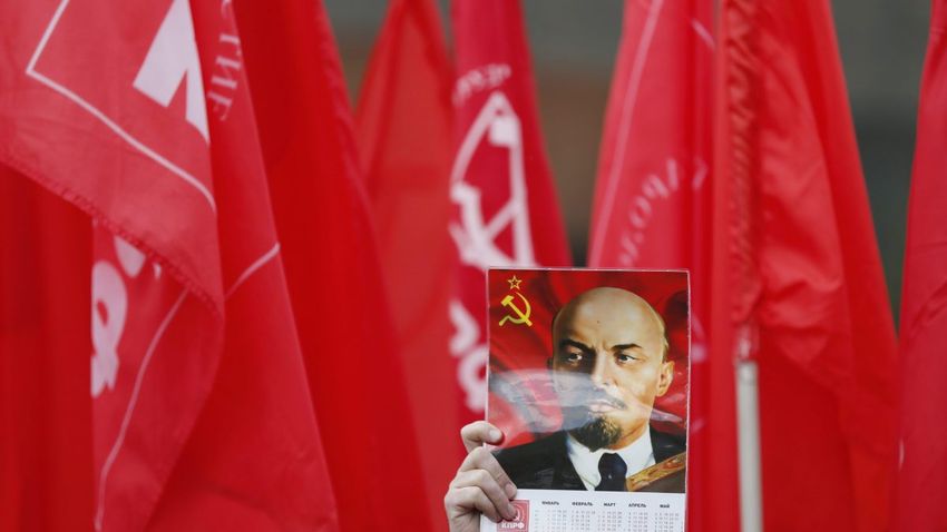 Fidesz–KDNP: Felháborító, hogy szobrot állítanak Leninnek