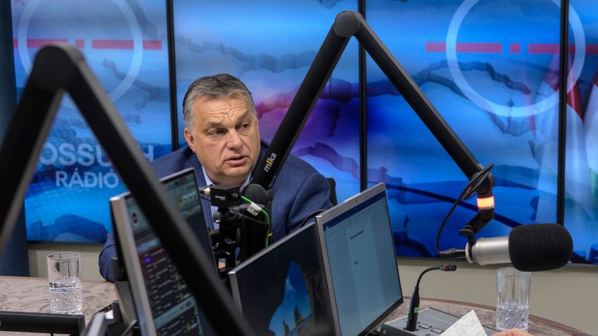 Orbán Viktor: Nincs technikai akadálya a tömeges oltásnak