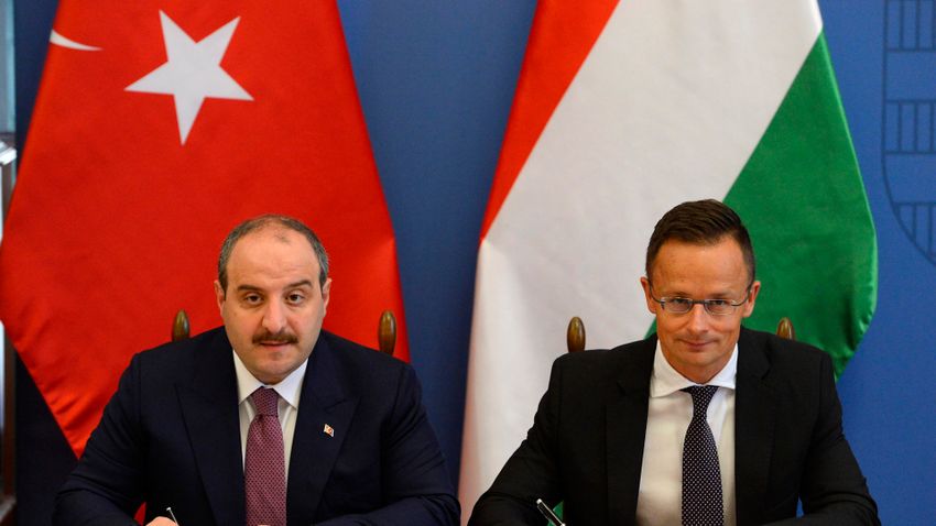 Szijjártó Péter: Magyarország elemi érdeke az erős gazdasági kapcsolat Törökországgal
