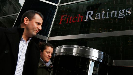 Fitch: napirenden hazánk államadós-besorolása