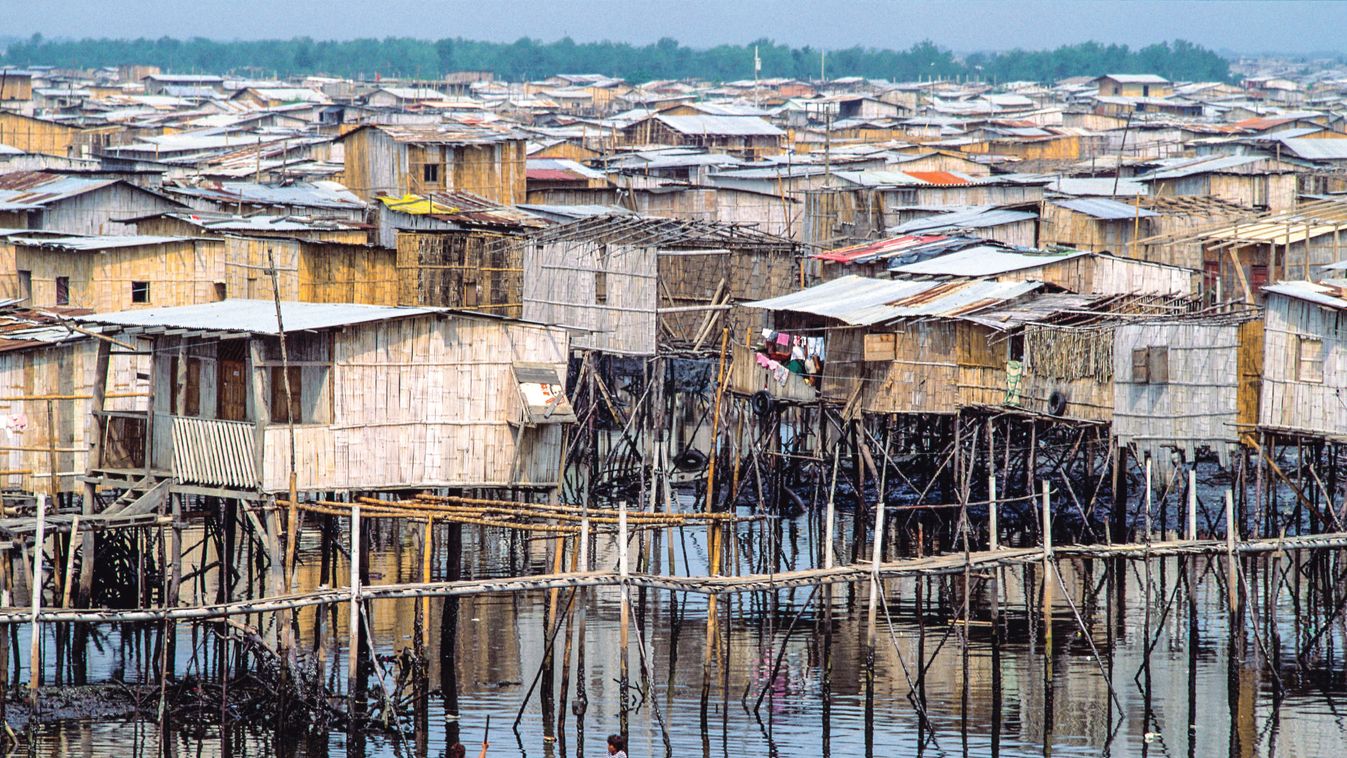 Isla Trinitario Slums