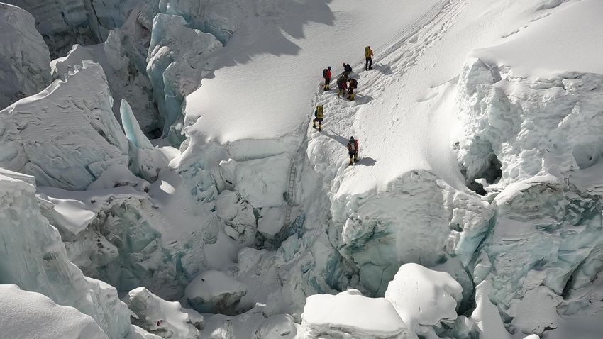 Varga Csaba kóstolgatja az Everestet, közelíti a 8000 métert